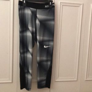 Girls Nike Pro Dri Fit Athletic Leggings